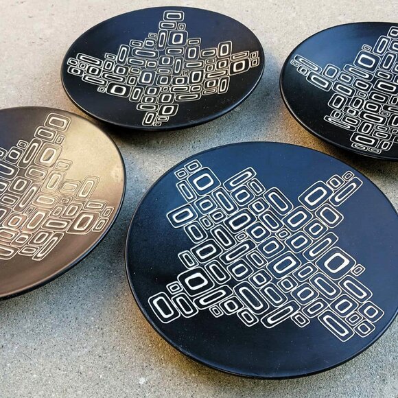 MCM Styled Conrad Night Designer SALAD PLATES/BOWLS by Tabletops Gallery - Picture 10 of 13